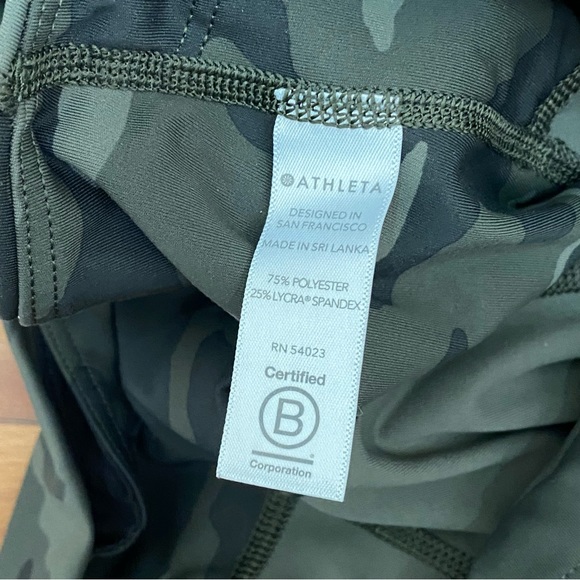 ATHLETA 531773-01 Ultimate Stash Pocket 7/8 Tight Camo Leggings Size XS - Picture 13 of 16